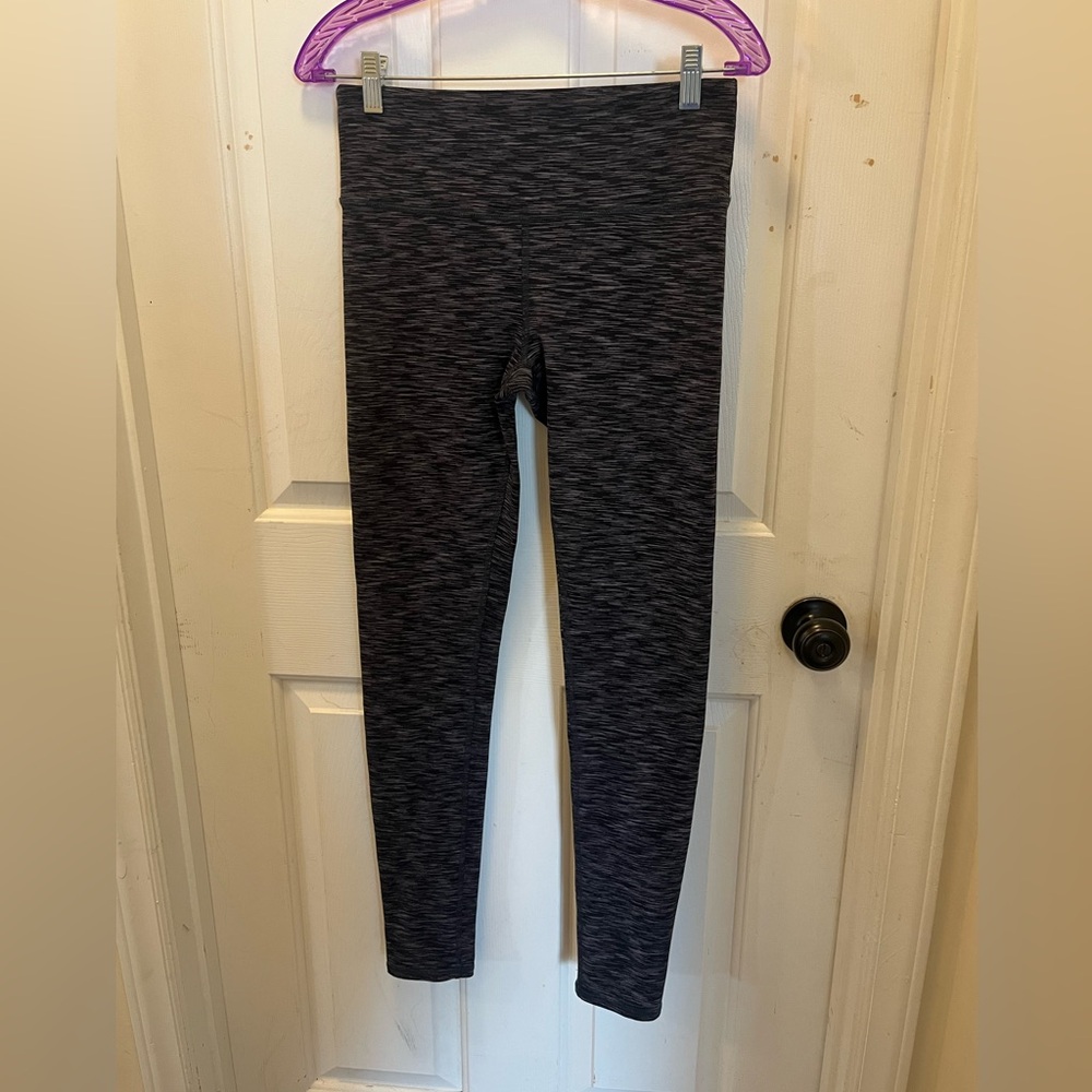 🧘🏽‍♀️ EUC Alo Yoga Heathered Leggings - Sz Medium